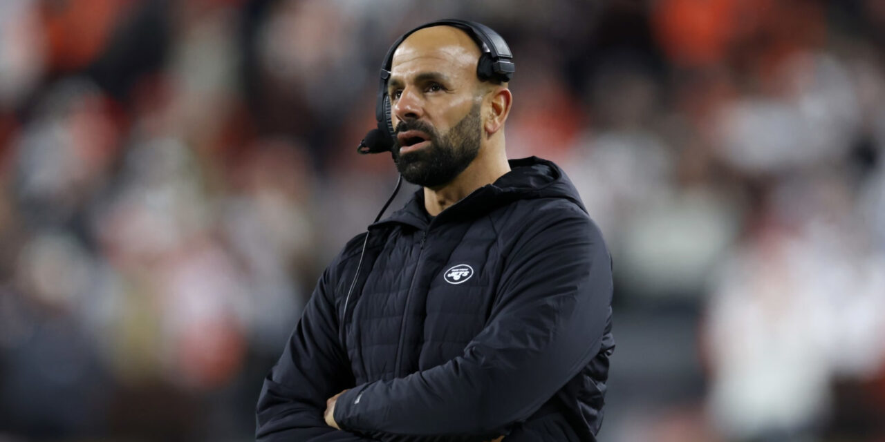 Report: Jets’ Robert Saleh Threatened to Take Staff’s Phones After Zach Wilson Leak