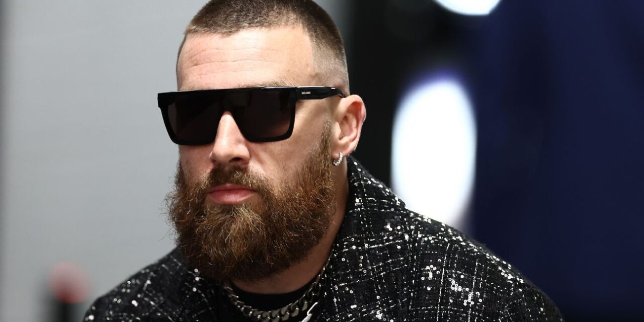 Super Bowl live updates: Travis Kelce dons shimmering outfit