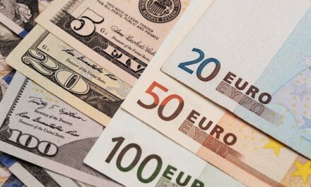 EUER/USD ticks higher amid subdued USD demand, remains below 1.0900 mark