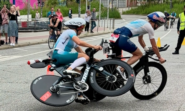 [VIDEO] Els Visser miraculously escapes hard crash Ironman Hamburg