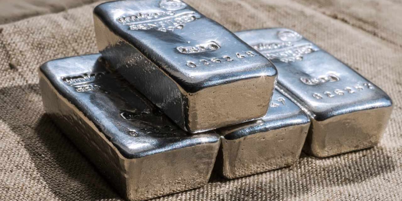 Peter Schiff Foresees ‘Explosive’ Growth in Silver Price