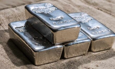 Peter Schiff Foresees ‘Explosive’ Growth in Silver Price