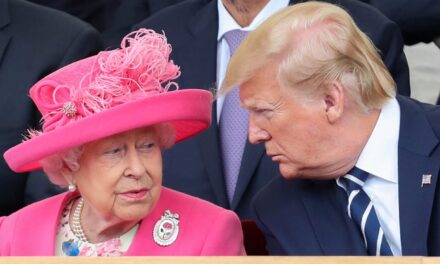 Trump Makes Bizarre Boast About Dead Queen: I Was Her Favorite President