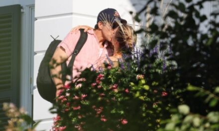 Blake Lively kisses Ryan Reynolds at Taylor Swift’s mansion in first sighting of actress amid ‘It Ends With Us’ drama