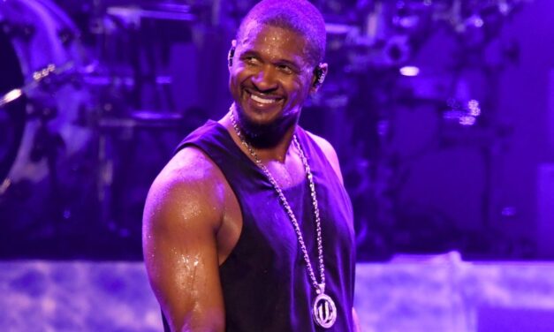 Same Sis! Usher Has Fan Ready To Risk It All With Shirtless Performance At Recent Concert (WATCH)