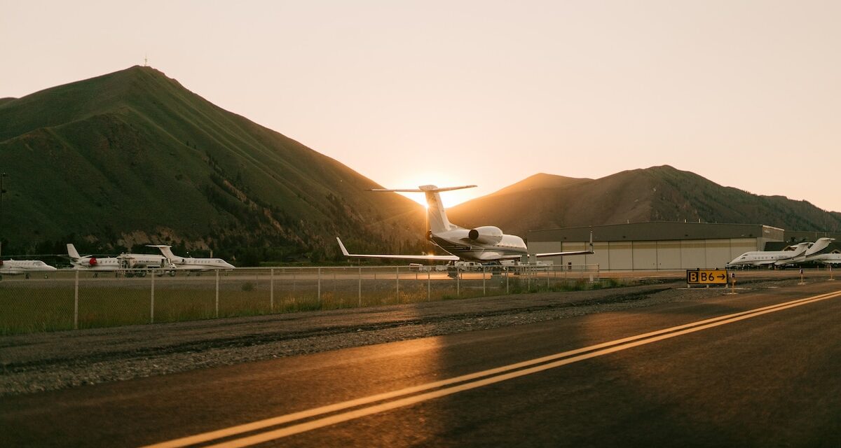 Private jets are increasingly replacing car trips—for the ultra-wealthy